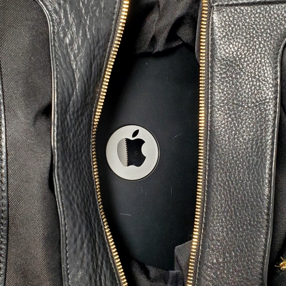 VINCE CAMUTO IKE hobo style tote - Picture 10 of 11